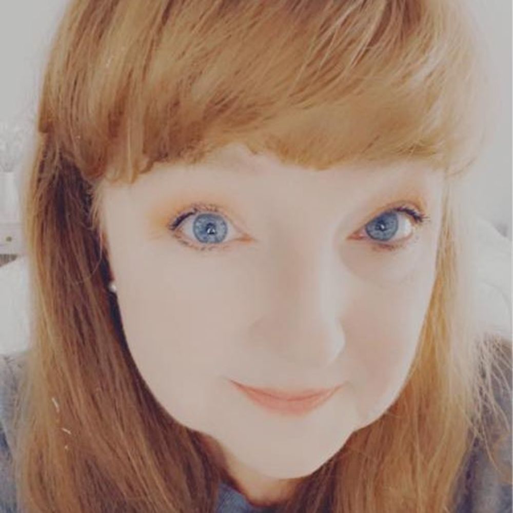 Meet your Posher, Carolee